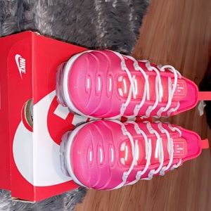 Nike VaporMax Plus(Brand New) Size 9